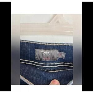 Lot Of 2 Pairs Of Women’s Plus Size Jeans Torrid Liz Claiborne Size 26